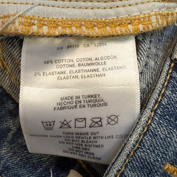 Pilcro by Anthropologie Slim Boyfriend High Rise Cutoff Jean Shorts - Picture 6 of 9